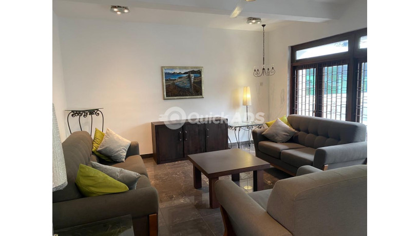 2-unit-upstairs-3-bedroom-house-for-rent-in-colombo-8-eh9-big-0