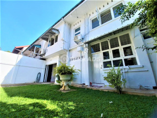 2 Story House For Rent In Colombo 3 - EH60