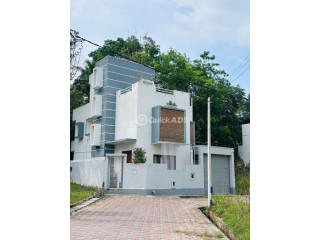 3 story Modern Brand New House For Sale in Kottawa - EH63