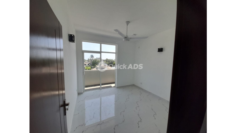 unfurnished-span-tower-apartment-for-rent-in-moratuwa-ea146-big-0