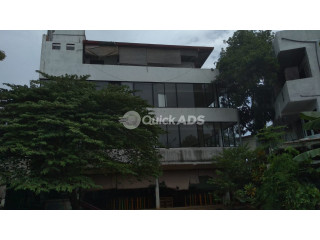 Residential cum commercial property For Rent in Colombo 5 - EC4