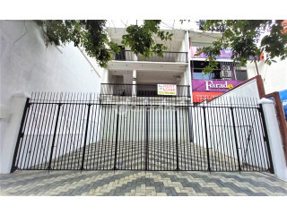 Commercial Building for Rent or Lease (Kandy City)