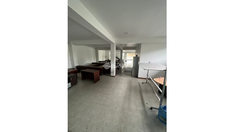 commercial-building-for-rent-in-battaramulla-ec23-big-2