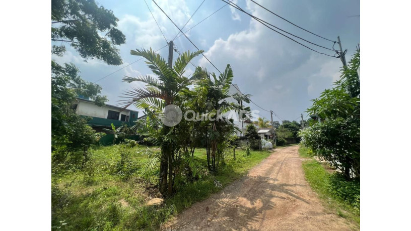 90-perches-lands-for-sale-in-boralesgamuwa-el4-big-1