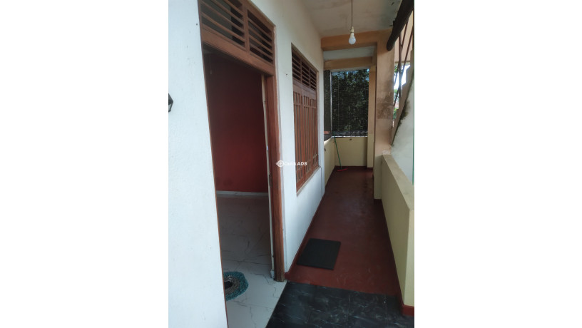 upstair-anex-for-rent-in-kalutara-town-big-4