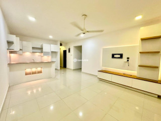 Vantage Apartments - 3BR Apartment for Sale in Nugegoda - EA412